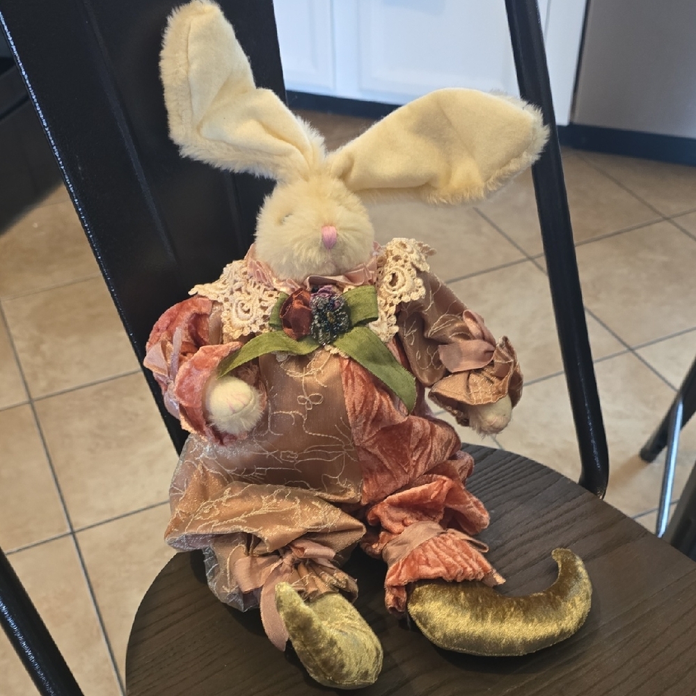 Vintage Mark Roberts Garden Party 18" Collectible Rabbit EASTER